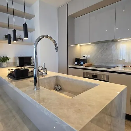 Zantis Executive 101 Apartman